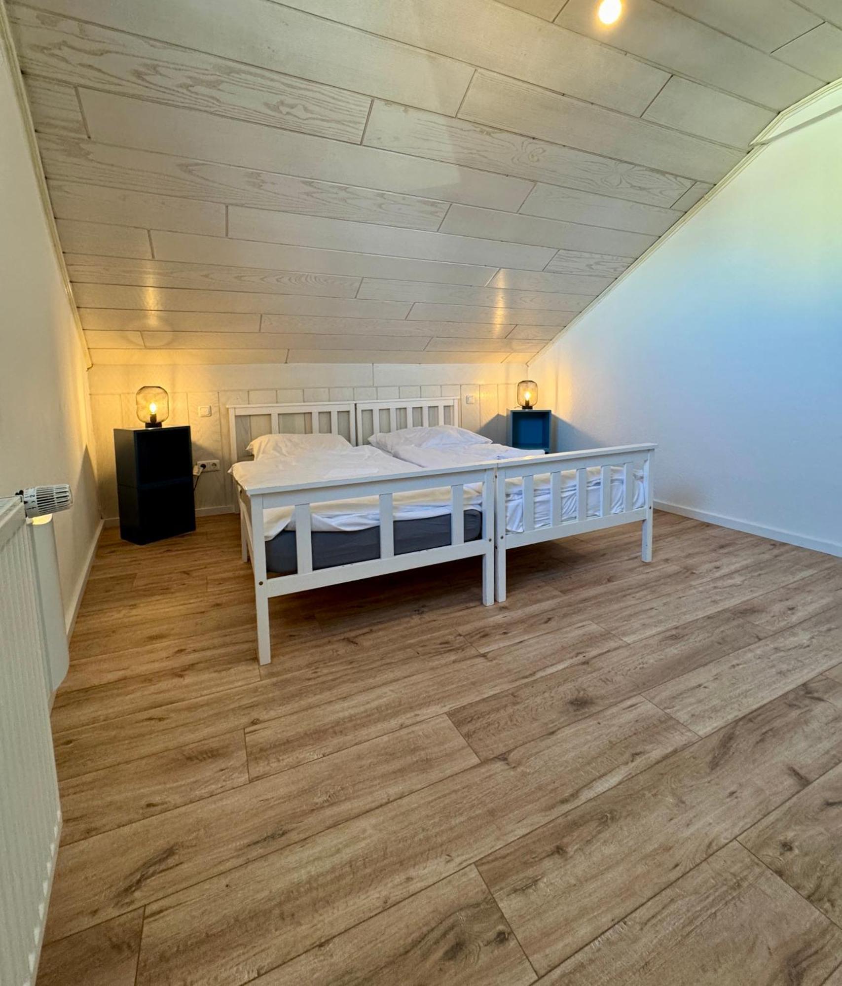 Der Schwan 7 - 3 Schlafzimmer - 2 Balkone - Zentral - 100 Qm Düren - Eifel Esterno foto